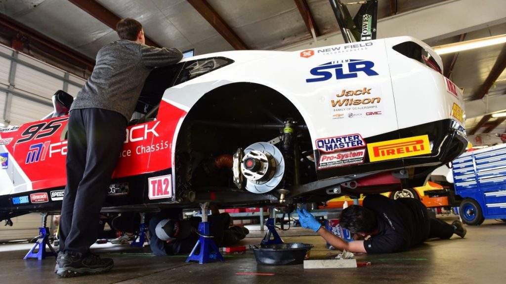 Full Garage & Paddock Access | SpeedTour